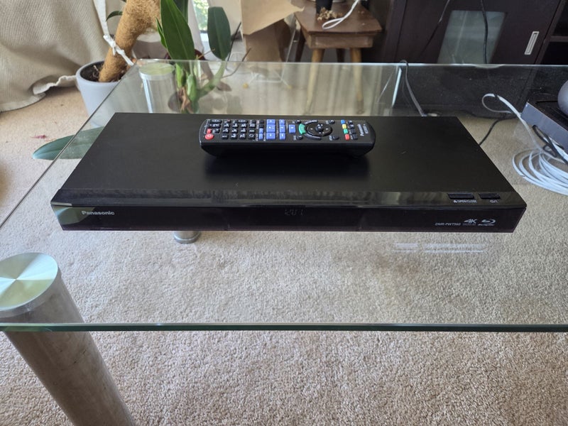 Panasonic Blu-ray HDD RECORDER -- DMR-PWT560 – Twin Tuner – 500GB – Remote Carousel 1