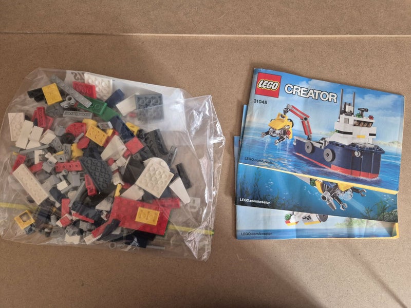 Creator 3 in 1 Ocean Explorer 31045 LEGO Carousel 2