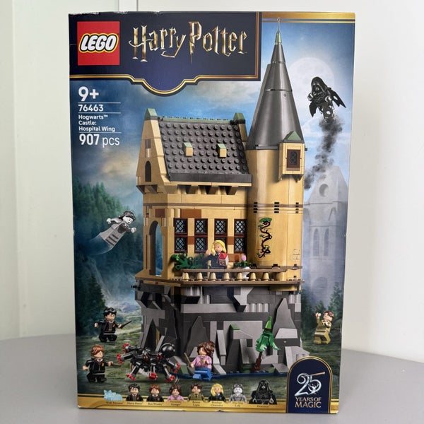 !NEW! LEGO Harry Potter - Hogwarts Castle: Hospital Wing 76463 Carousel 1