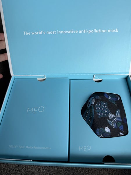 MEO Karen Walker Anti pollution Mask Carousel 3