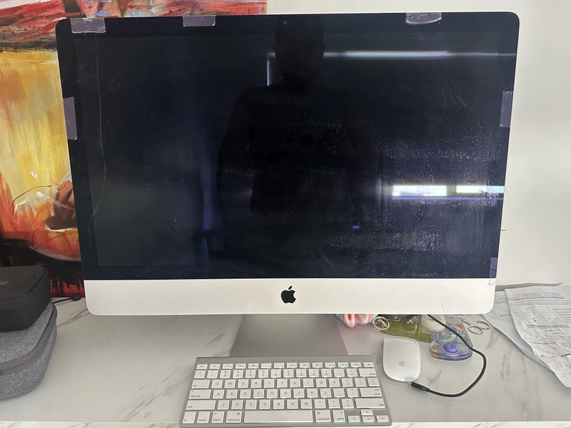 Apple iMac (Retina 5K, 27-inch, Late 2014) Carousel 2