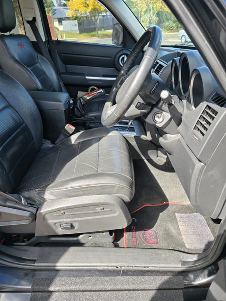 2007 Dodge Nitro Crd Rt4357745490696806417