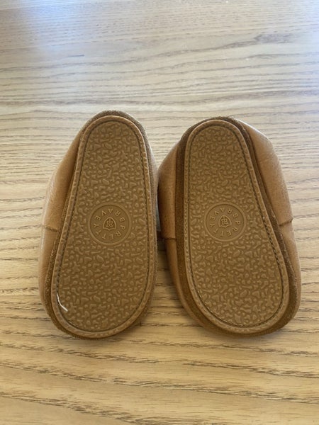 Pretty Brave Soft Sole Shoes (L) Carousel 2