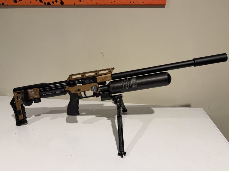 FX Impact M4 Sniper .22 Carousel 1