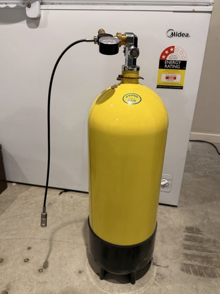 FX Impact M4 Sniper .22 Carousel 2