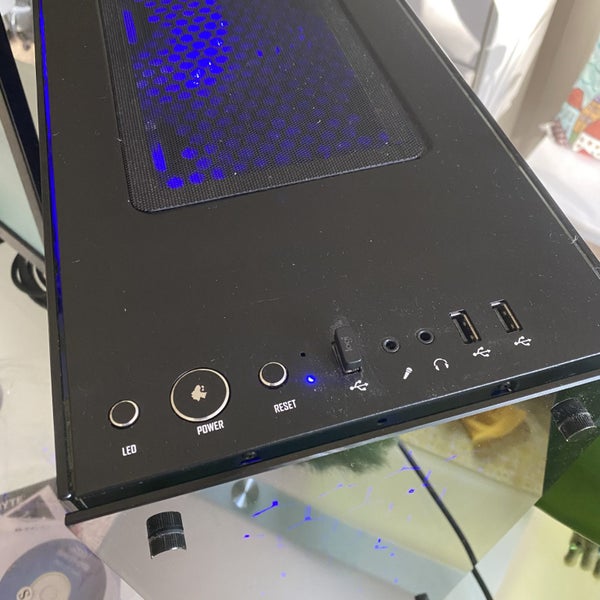 Gaming PC Computer: Ryzen 5 1600, Radeon RX580, 8g Ram, Philips 27" LED HD Carousel 2