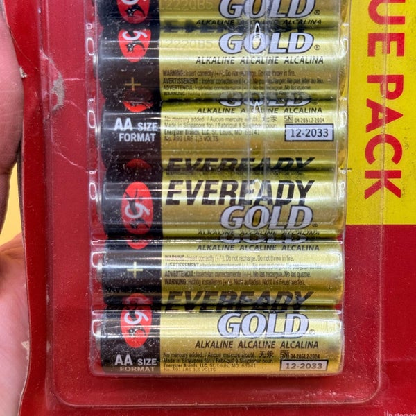 Eveready Gold AA Alkaline Batteries (10 Pack) Carousel 3