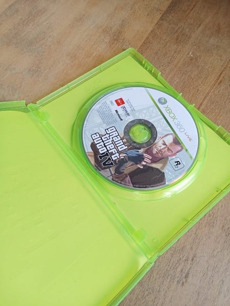 Bulk Xbox360 games Far cry2, Grand theft auto IV and Borderlands Carousel 7