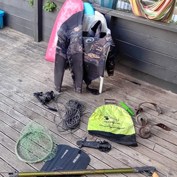 Dive gear Carousel 2