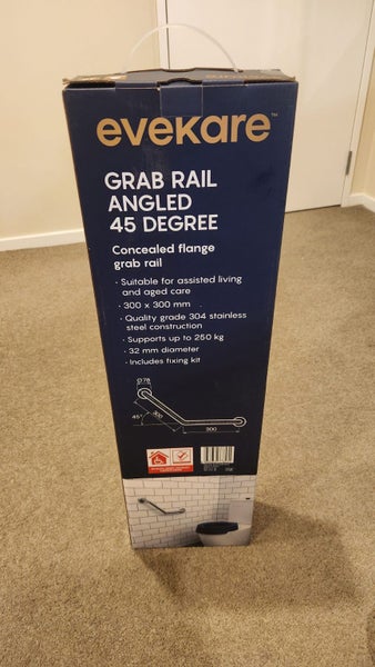 Everkare Grab rail Carousel 1