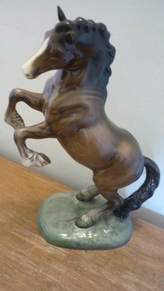 BESWICK HORSE, REARING Carousel 1