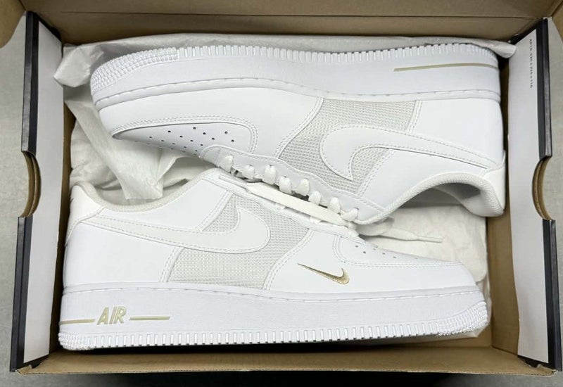 Nike Air Force 1 Low - IO1283-100 / Size 10/UK9/EUR44 Carousel 1