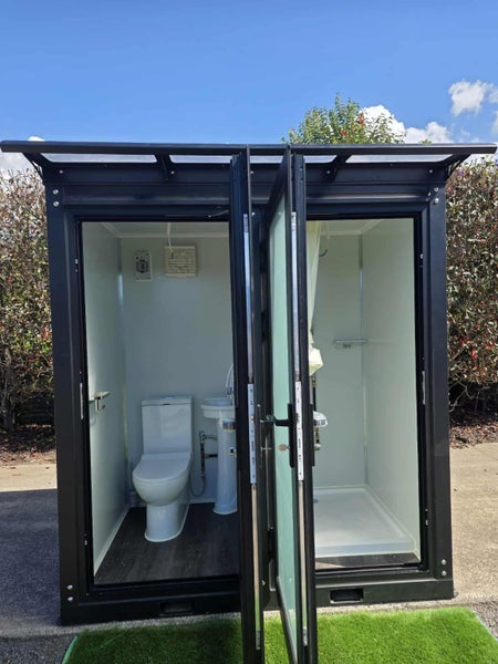 Shower Toilet ablutions bathroom unit Carousel 9