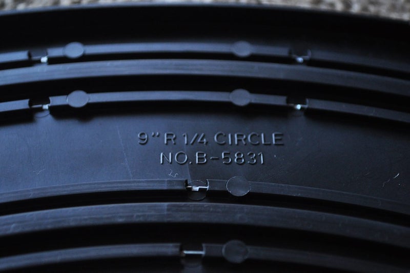 TYCO AFX SLOT CAR TRACKS - 4x 9" R 1/4 Circle Curves Carousel 2