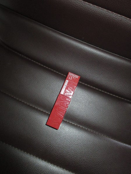 Maybelline Lipstick - NEW Carousel 3