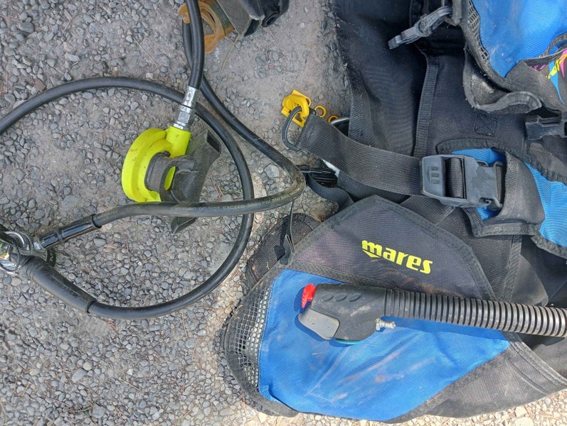 Scuba set Carousel 1