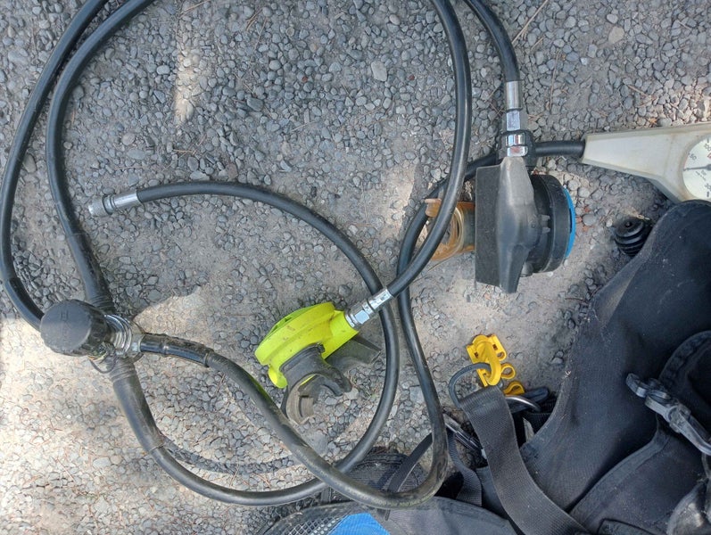 Scuba set Carousel 4