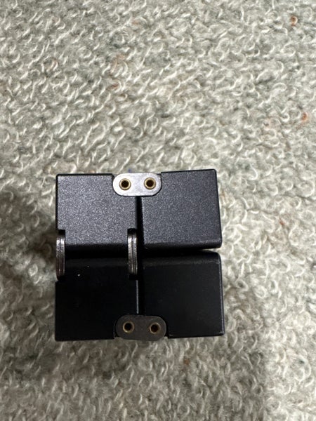 Infinity Cube from Sensory Sam Carousel 2