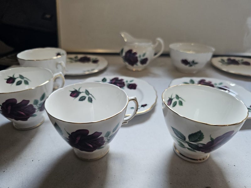 Vintage Royal Vale Bone China Tea Set – Rose Pattern – Made in England Carousel 1