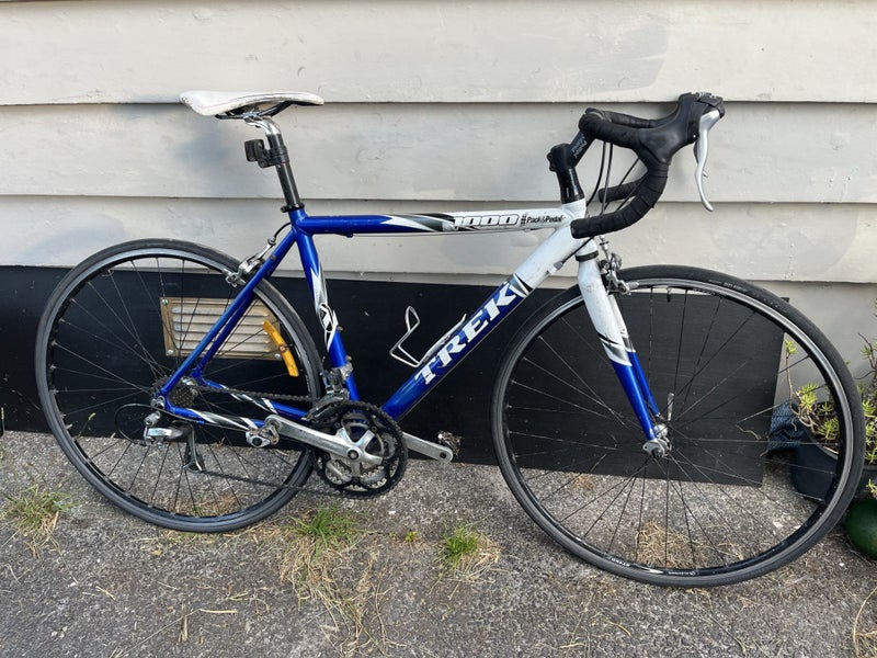 Trek Alpha” 1000. Road bike Carousel 1