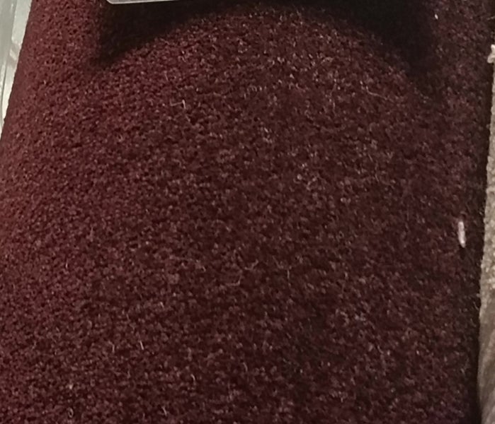 100% NZ Wool carpet shortend | 270 x 369cm Carousel 1