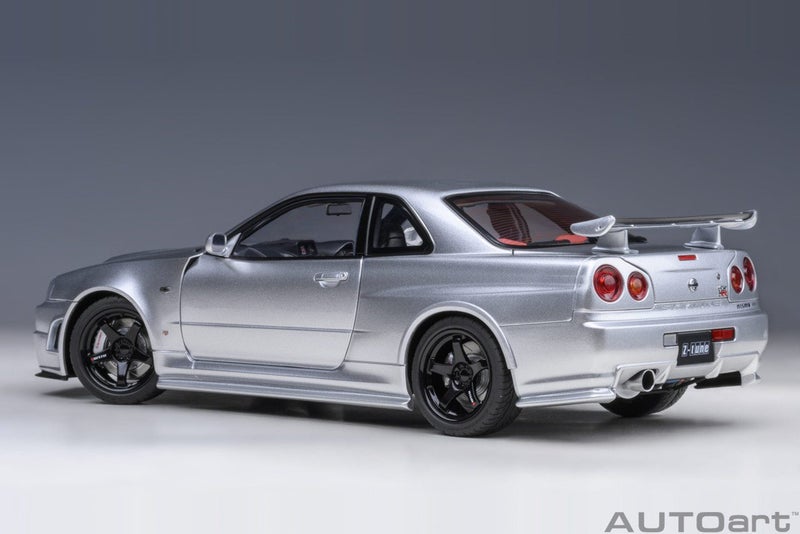 Autoart 77461 Nissan Skyline GT-R (R34) Z-tune (Z-tune Silver) Carousel 2