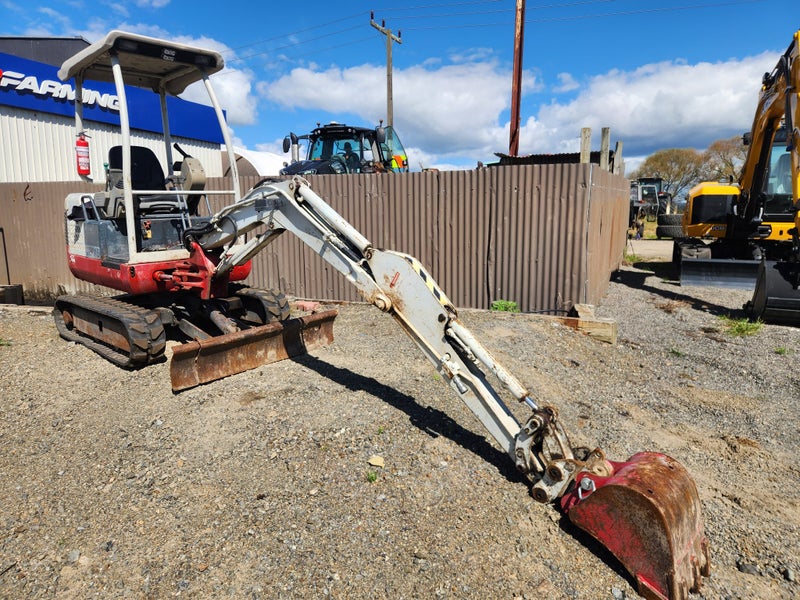 Takeuchi TB016 1.6 ton excavator Carousel 1