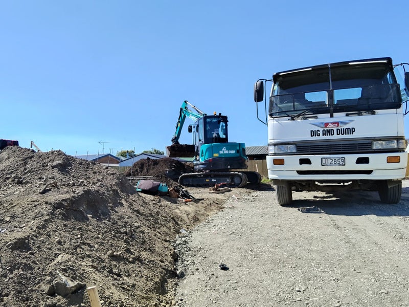 Dig & Dump Ltd Carousel 2