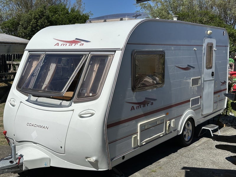 Amara coachman caravan Carousel 1