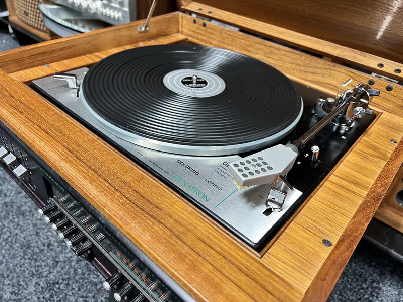Lenco Turntable GL78/ Dynatron combination Carousel 2