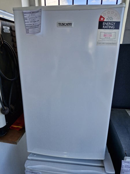 Tuscany Bar Fridge Carousel 1