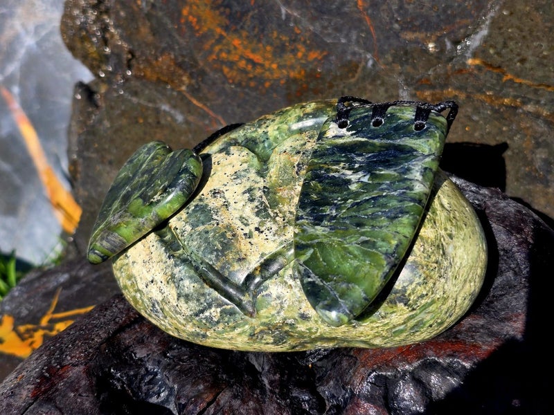 $1 RESERVE - NZ Pounamu / Greenstone Touchstone + Heart and Niho Pendants Carousel 2