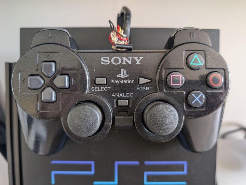 Playstation 2 (PS2) Controller: Black: Working Carousel 1