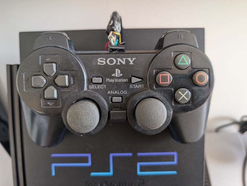 Playstation 2 (PS2) Controller: Black: Working Carousel 1