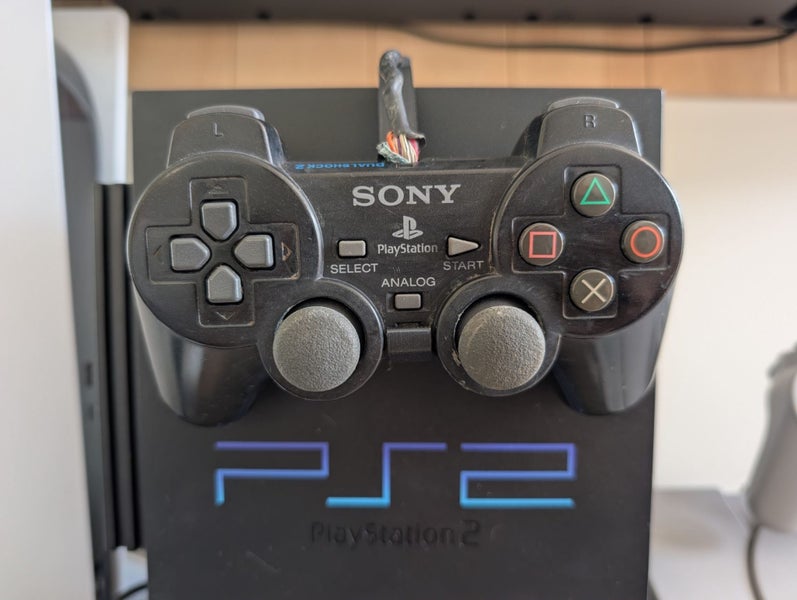 Playstation 2 (PS2) Controller: Black: Working Carousel 1
