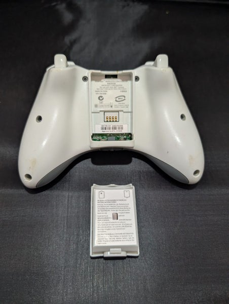Wireless Xbox 360 Controller (White) Carousel 5