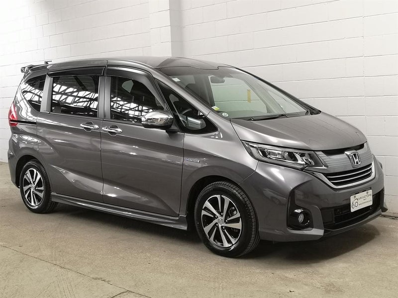 2016 Honda Freed Leather Pack, 7 Seater Camcgain