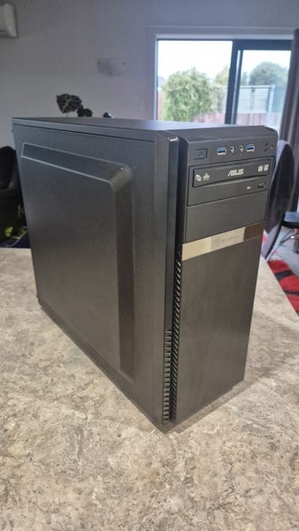 Custom i5-6600 Desktop PC - 8GB RAM, 256 SSD, Windows 11 Pro Carousel 1