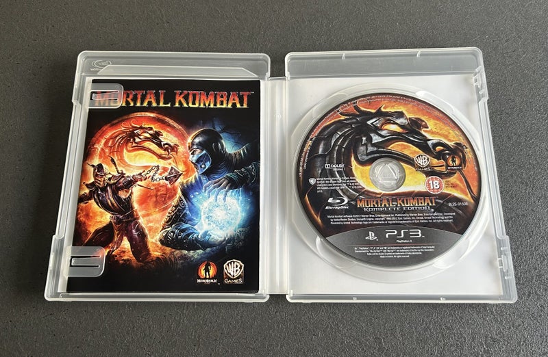 Mortal Kombat Komplete Edition - PS3 - Complete Carousel 2