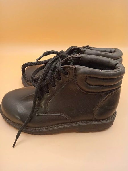 Boy's Black Shoes Size 7, 12, or 13 Carousel 2