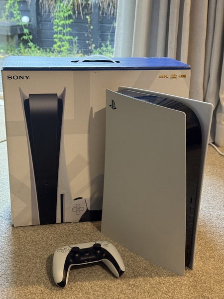 PS5 OG Disc Version 825GB with Controller and box Carousel 2