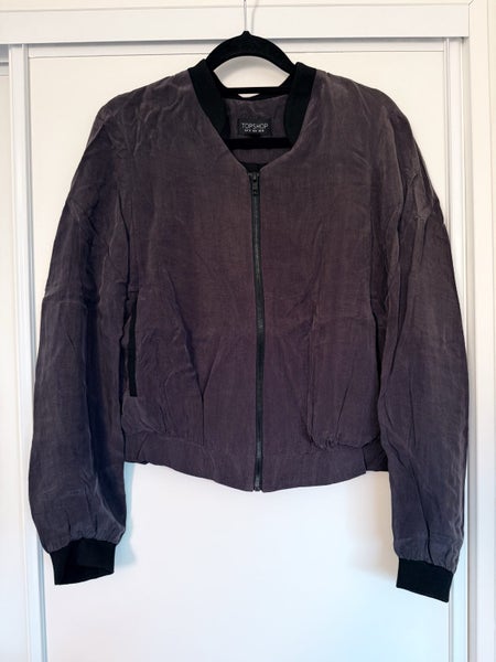 TOPSHOP BOMBER JACKET in grey (AS NEW) Carousel 1