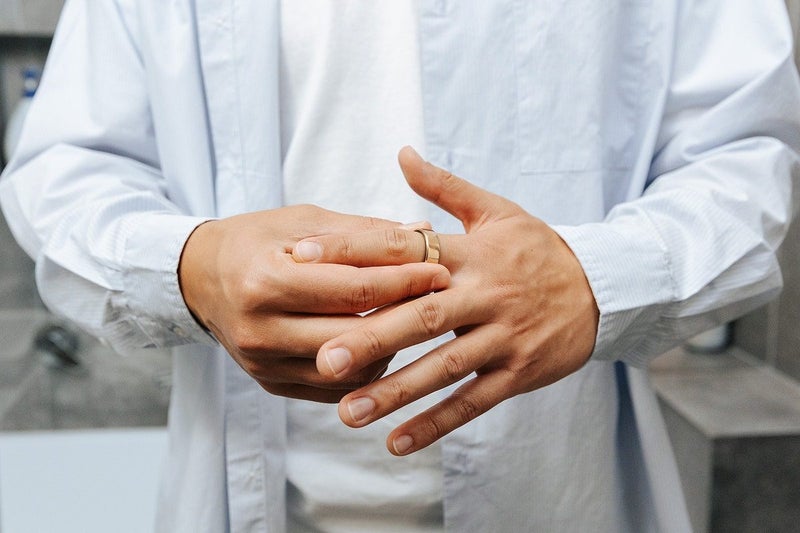 Kogan Aura Smart Ring (Rose Gold, Size 12) Carousel 5