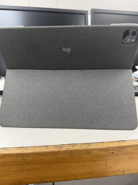 iPad Pro 12.9 (4th Generation) Space Gray 128GB Carousel 1