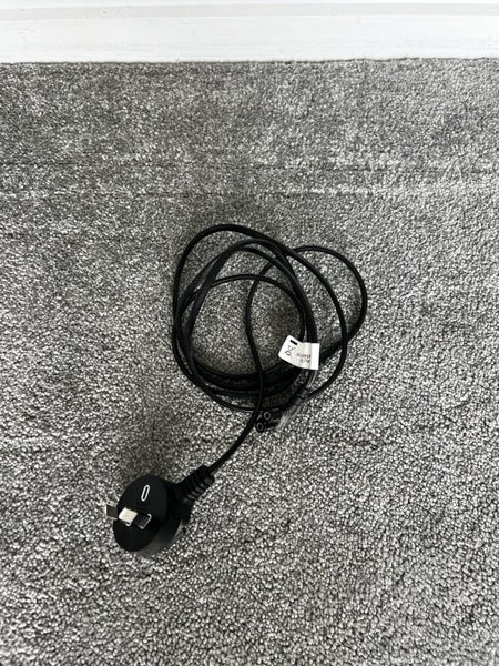 Samsung 48” LED Smart TV UA48H6300 + Wall Bracket + Remote – Excellent Carousel 7