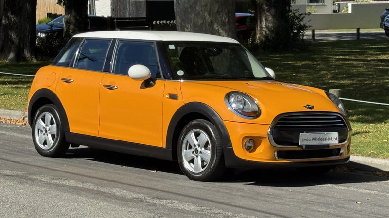 2016 MINI Cooper 1.5 Turbo - 5-Door Automatic -...