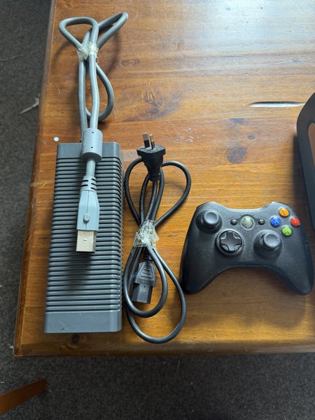 Xbox 360 Console With Games Carousel 2