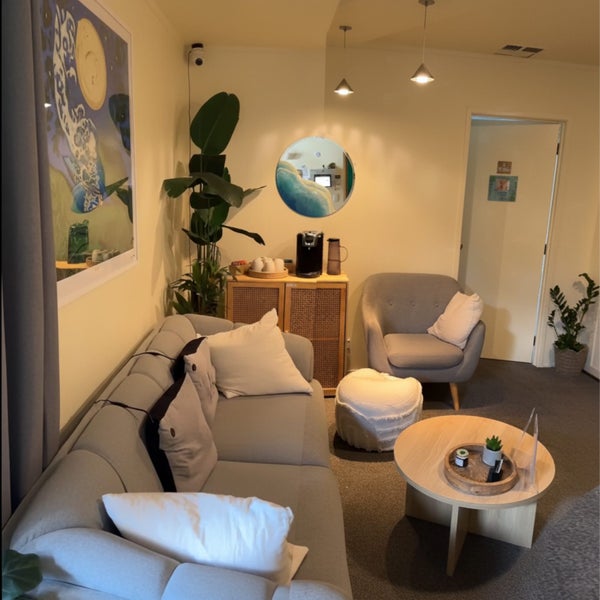 Unique Wellbeing Business Opportunity – The Only Float Centre North of Auckland Carousel 2