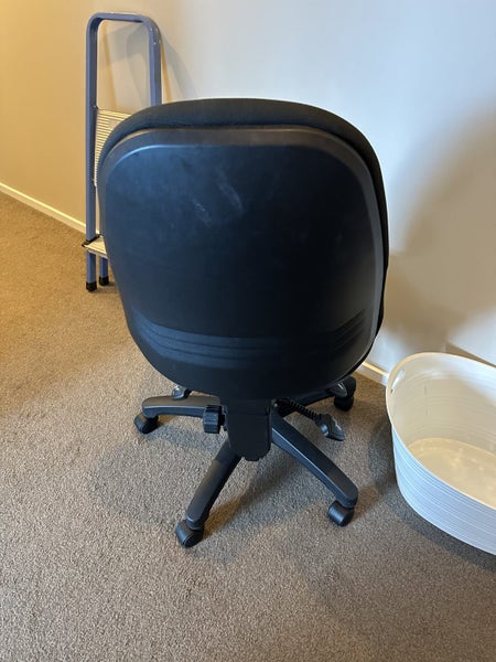 Jasper Advanced Chair Black Carousel 1