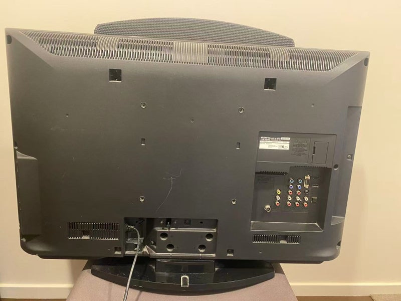 Sony 32-inch TV: KDL-32EX400 Carousel 2